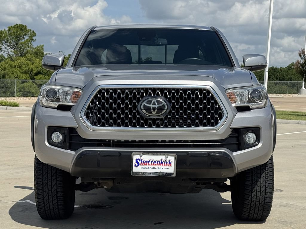 Used 2019 Toyota Tacoma TRD Off-Road AWD/4WD image 7