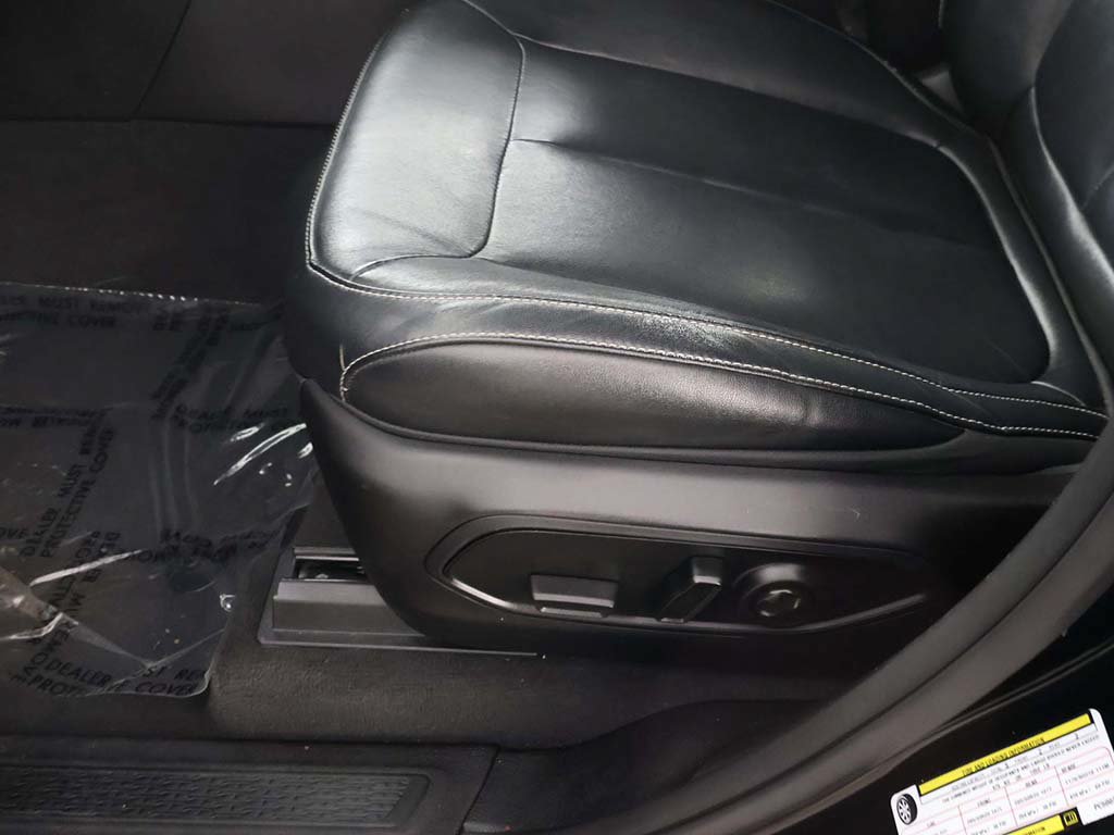 Used 2023 Jeep Grand Cherokee Limited AWD/4WD image 32