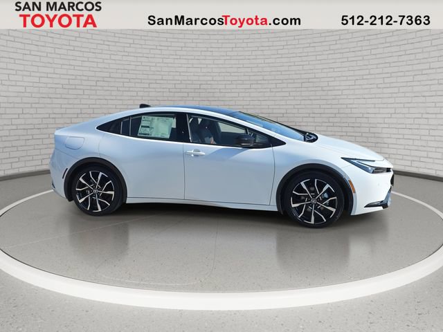 New 2026 Toyota Prius Plug-In Hybrid image 4