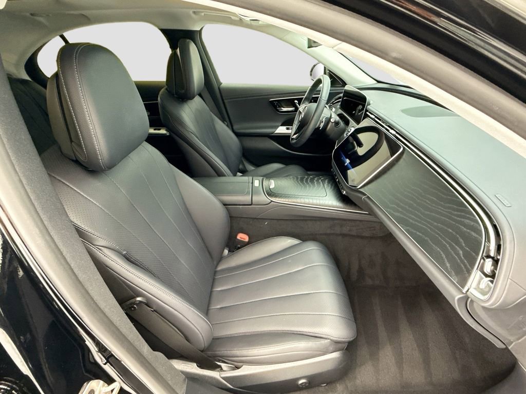 Certified 2024 Mercedes-Benz E 350 4MATIC Sedan image 19