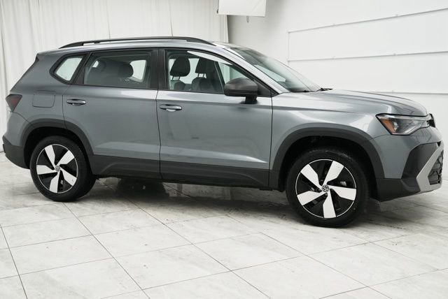 Used 2025 Volkswagen Taos S image 2