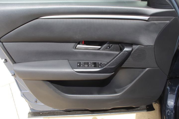 Used 2025 MAZDA CX-50 AWD 2.5 S w/ Preferred Package image 12