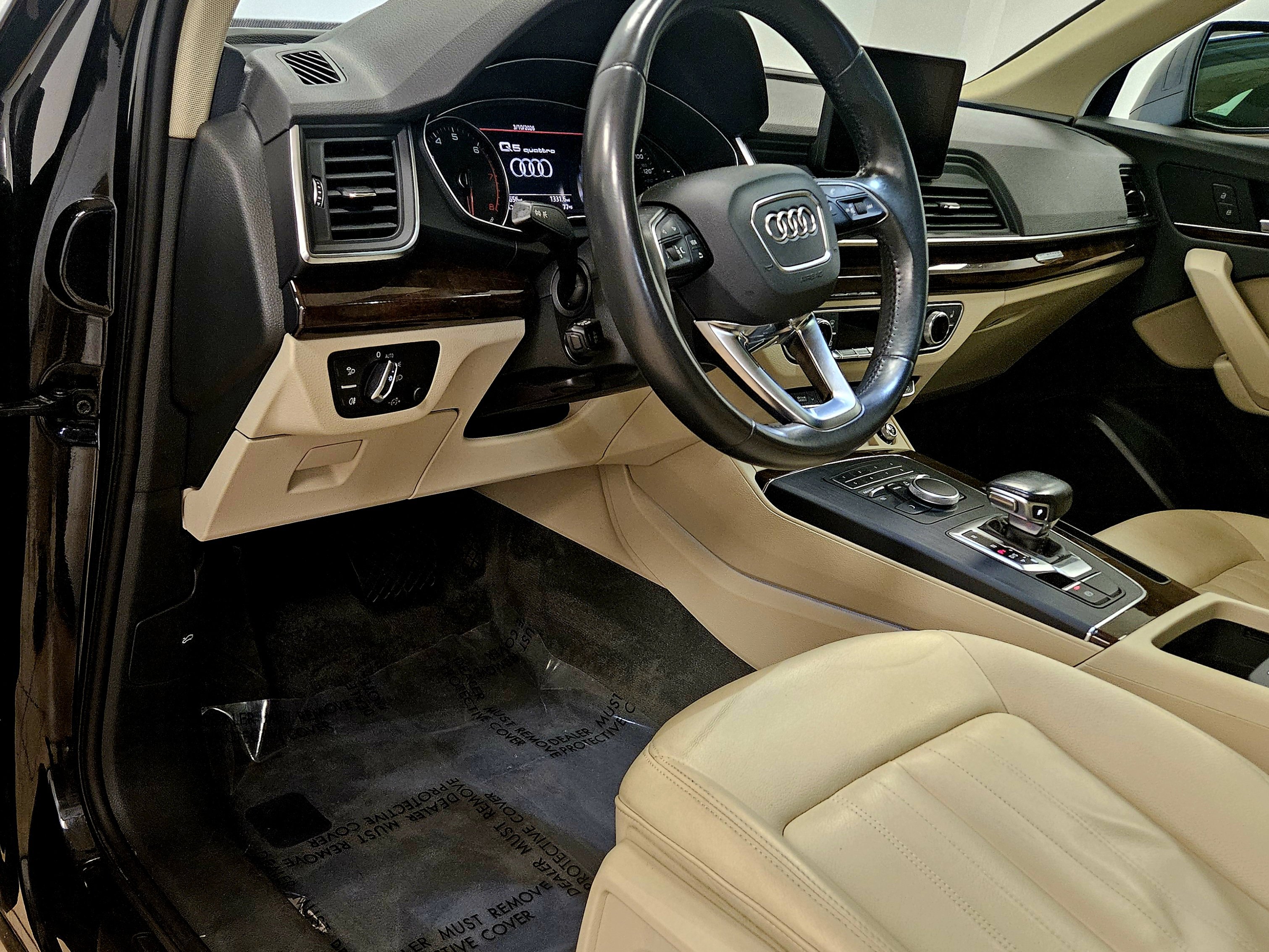 Used 2019 Audi Q5 2.0T Premium w/ Convenience Package AWD/4WD image 39