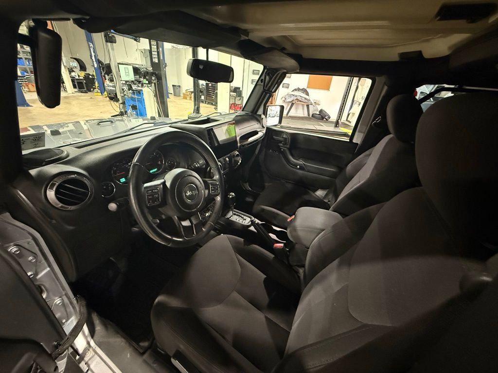 Used 2015 Jeep Wrangler Unlimited Sport w/ Quick Order Package 24S image 13