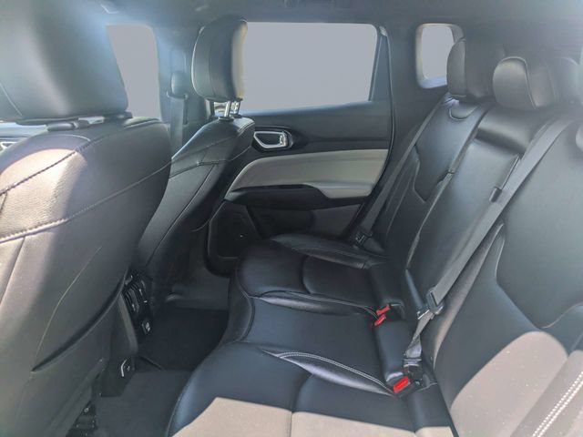 Used 2025 Jeep Compass Limited AWD/4WD image 13