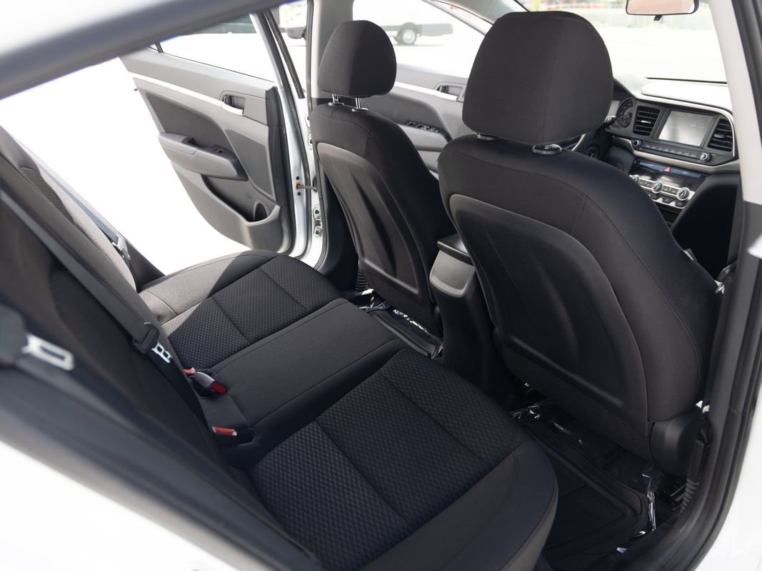 Used 2020 Hyundai Elantra SEL w/ Cargo Package (C1) FWD image 13