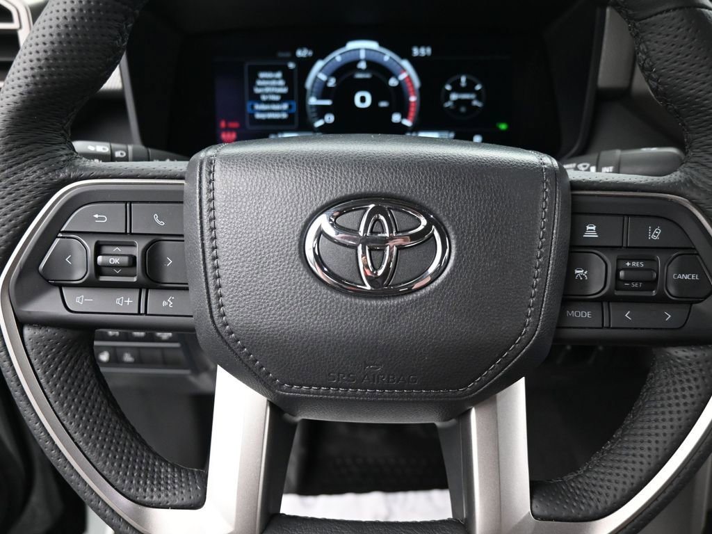 Used 2025 Toyota Tundra Limited image 21