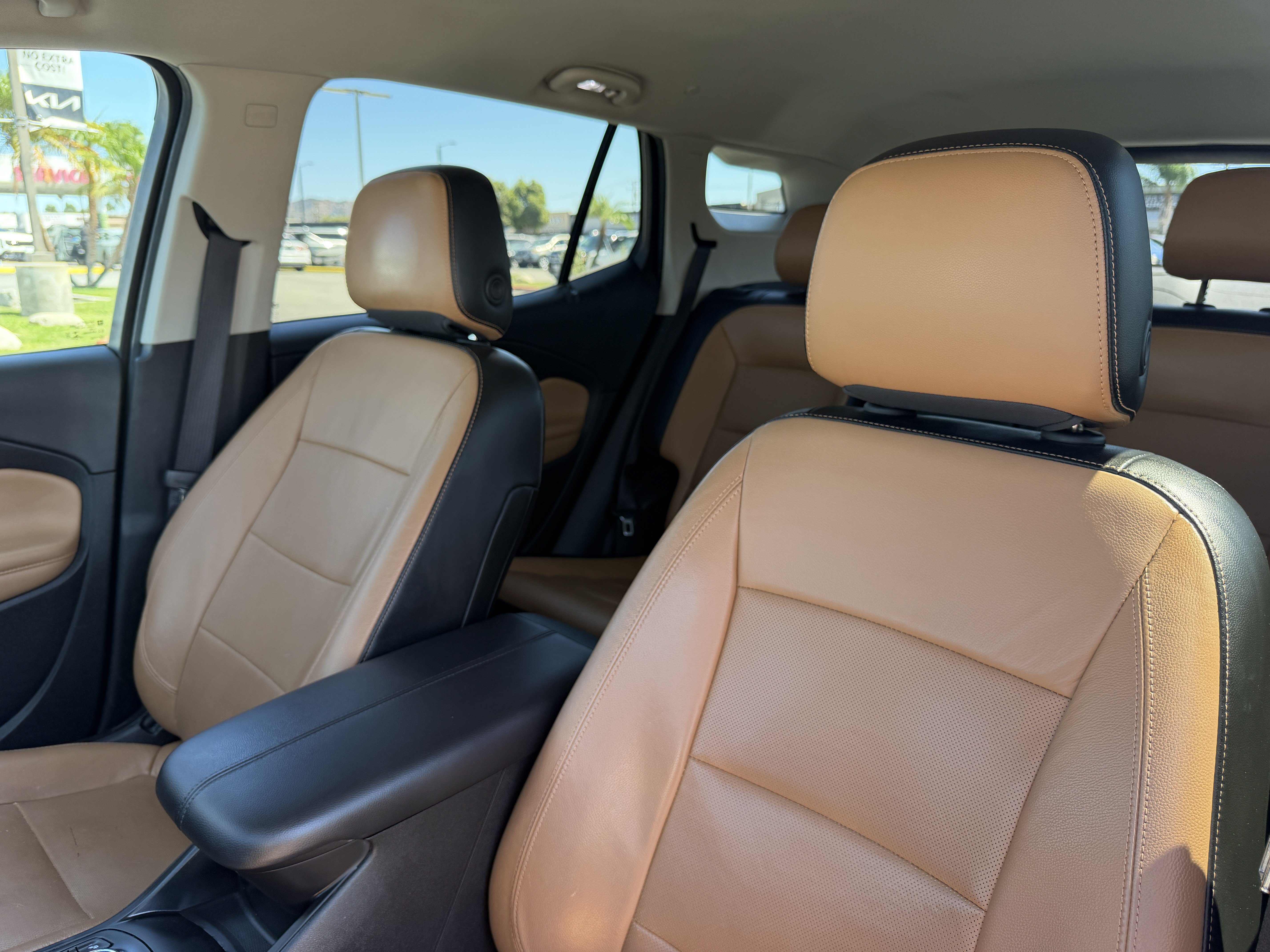 Used 2018 GMC Terrain SLT w/ Preferred Package FWD image 17