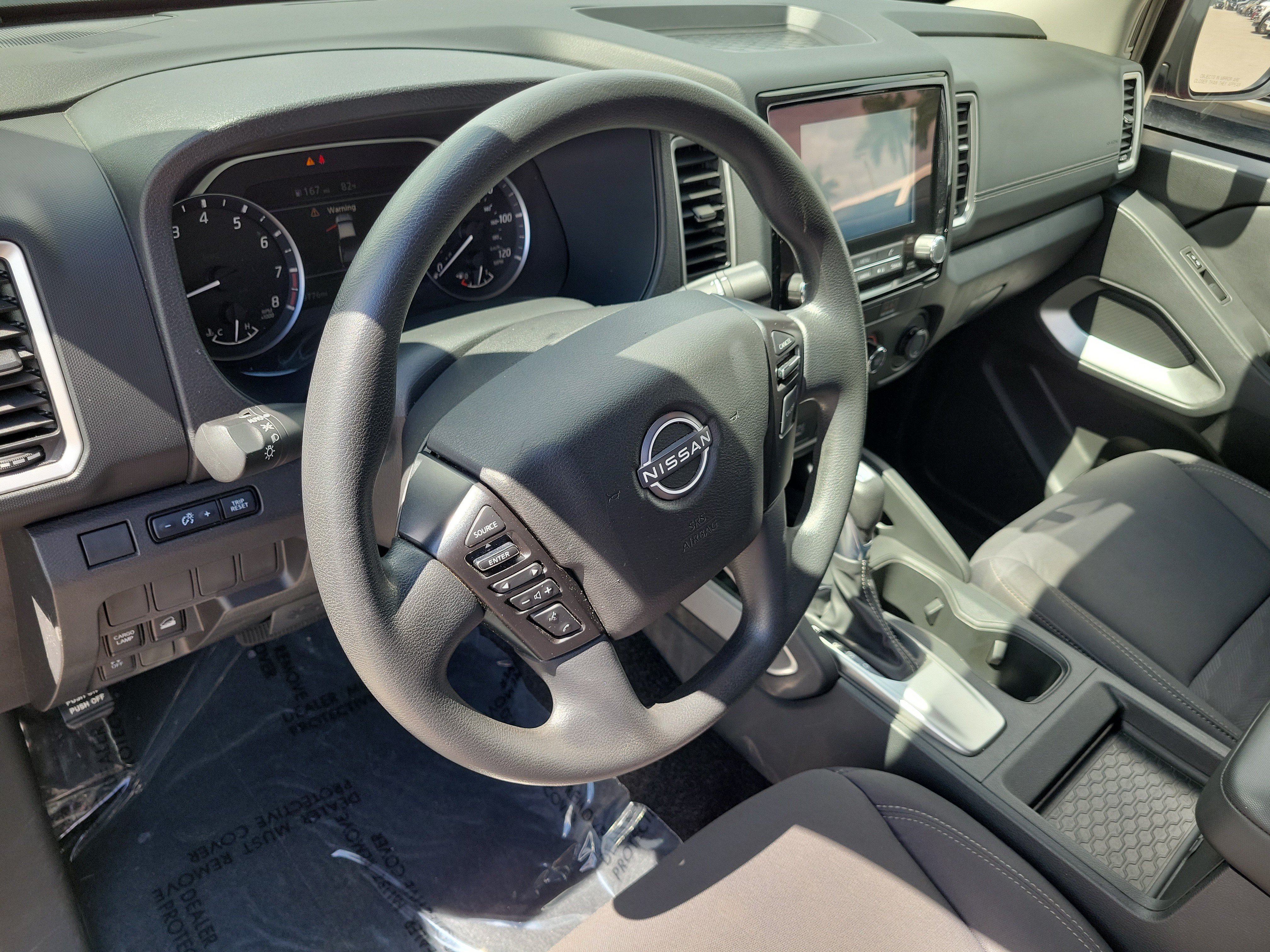 Used 2023 Nissan Frontier SV AWD/4WD image 14