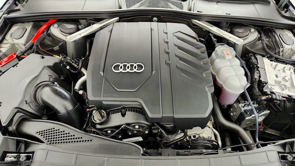 Used 2025 Audi A4 2.0T Premium w/ Convenience Package AWD/4WD image 27