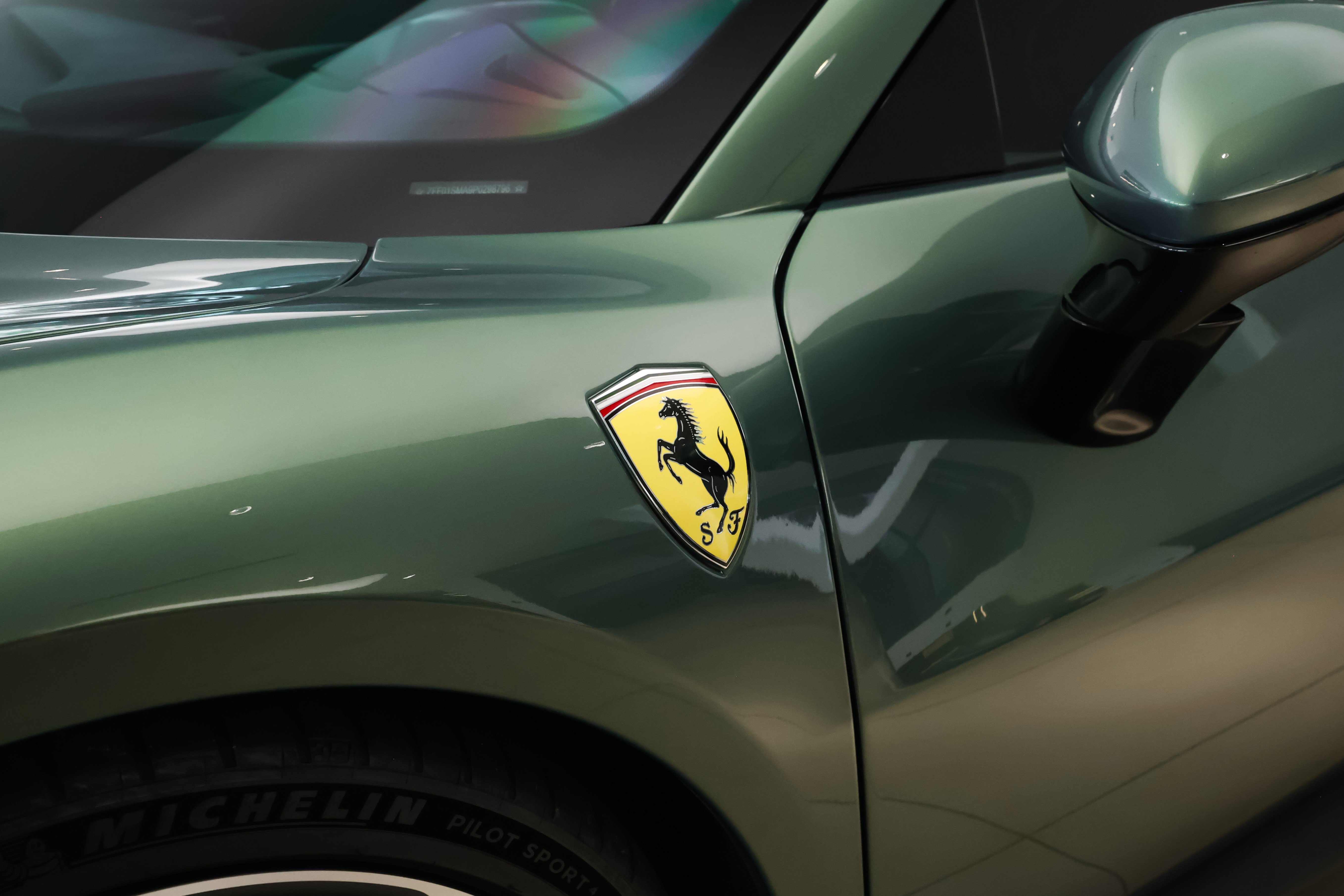 Used 2023 Ferrari 296 GTS RWD image 21