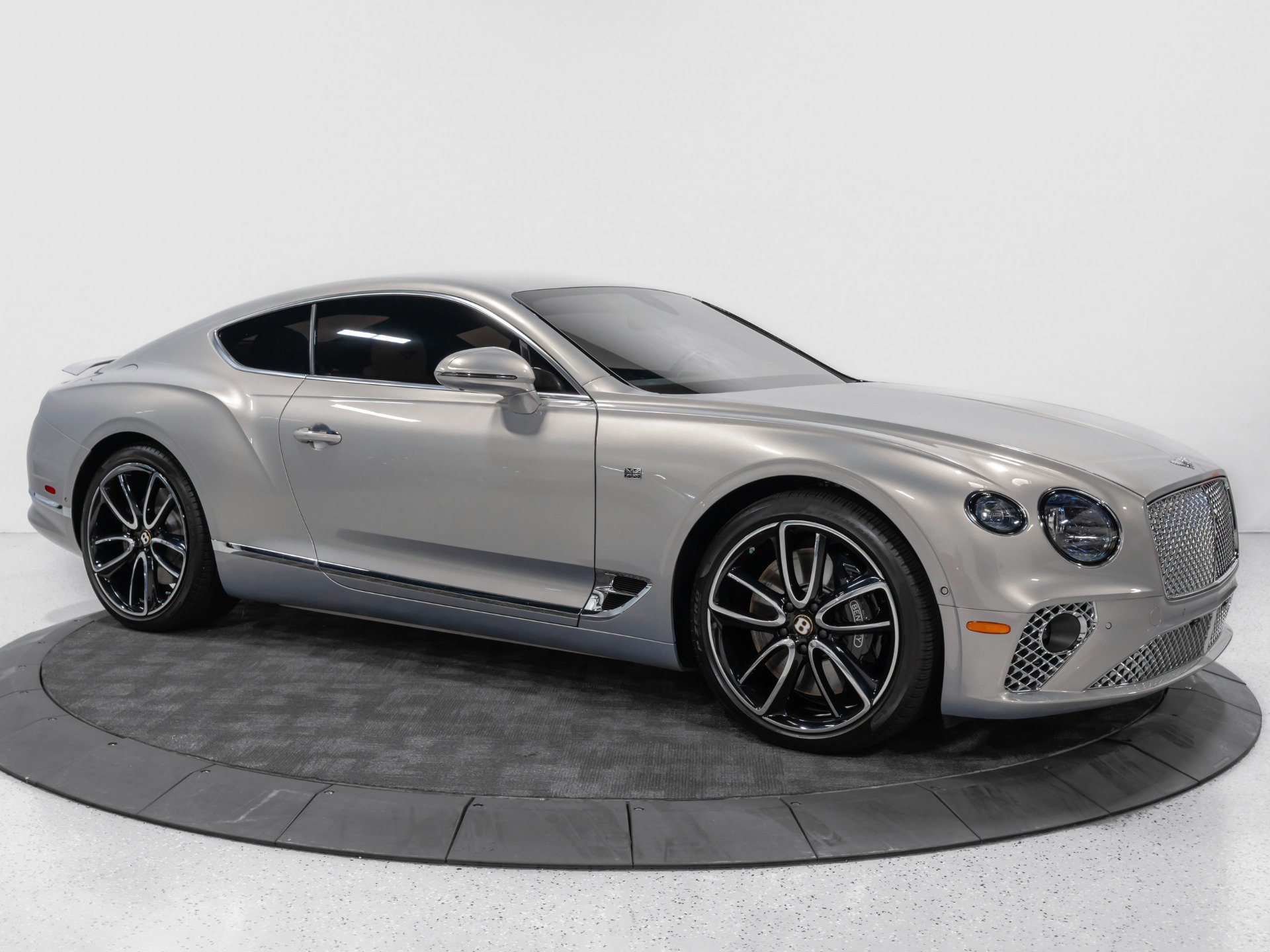 Used 2020 Bentley Continental GT V8 First Edition AWD/4WD image 11