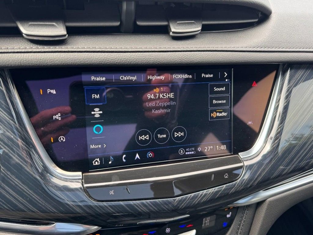 Used 2024 Cadillac XT6 Premium Luxury w/ Technology Package image 21