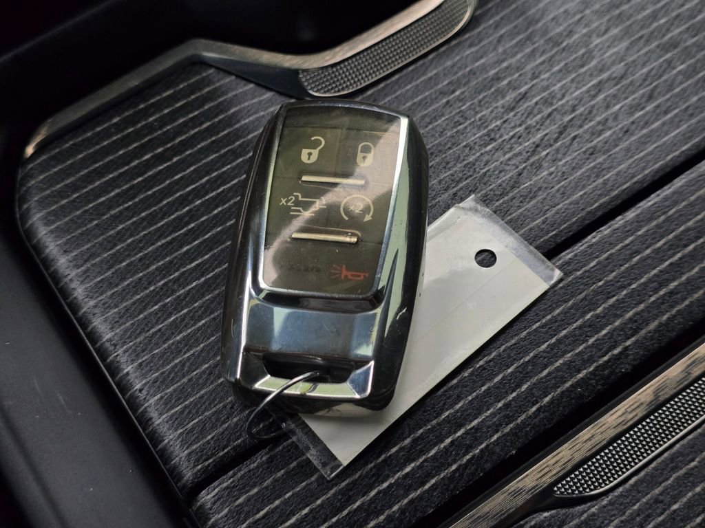 Used 2021 RAM 2500 Limited image 21