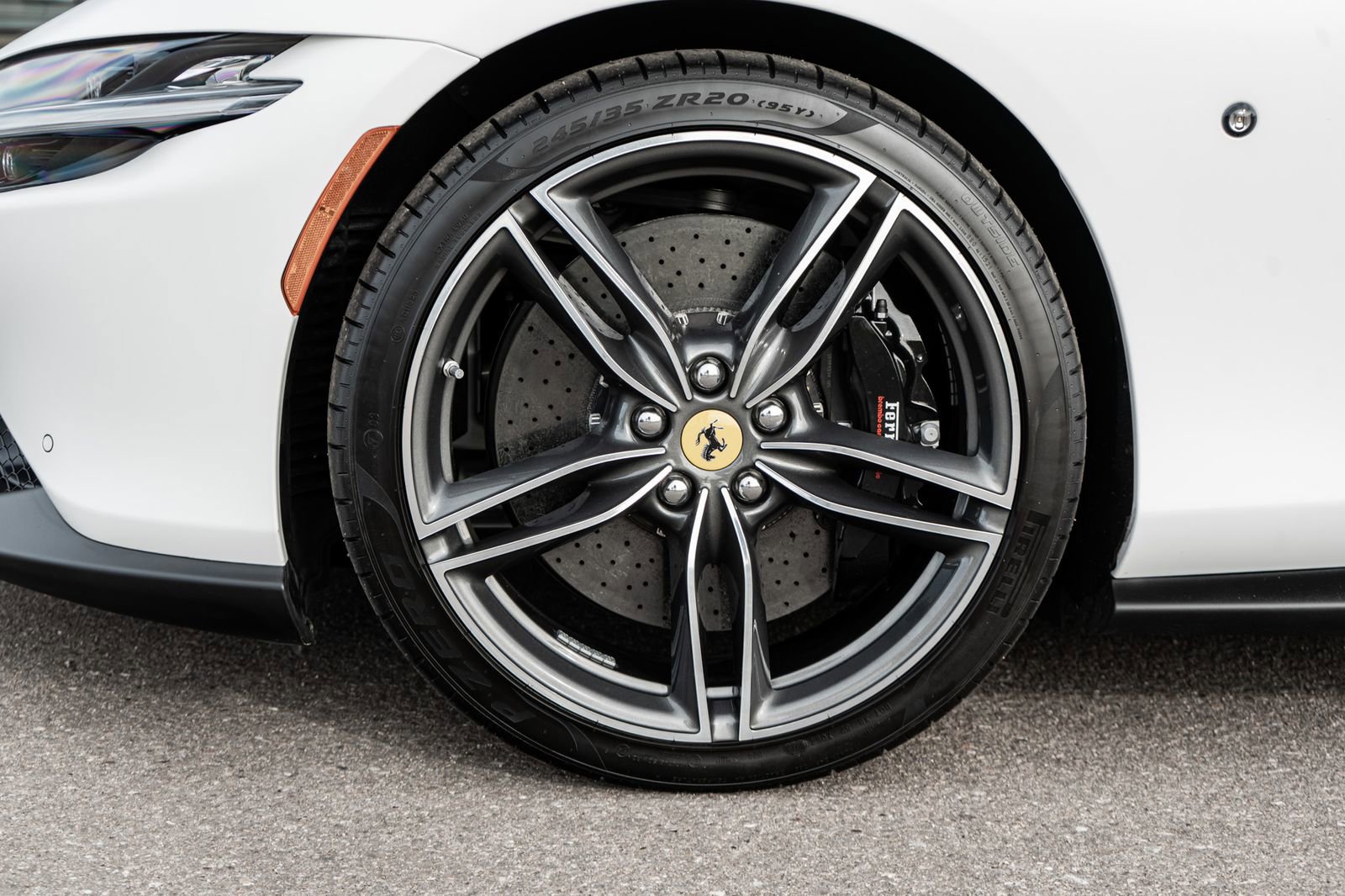 Used 2024 Ferrari Roma Spider image 6