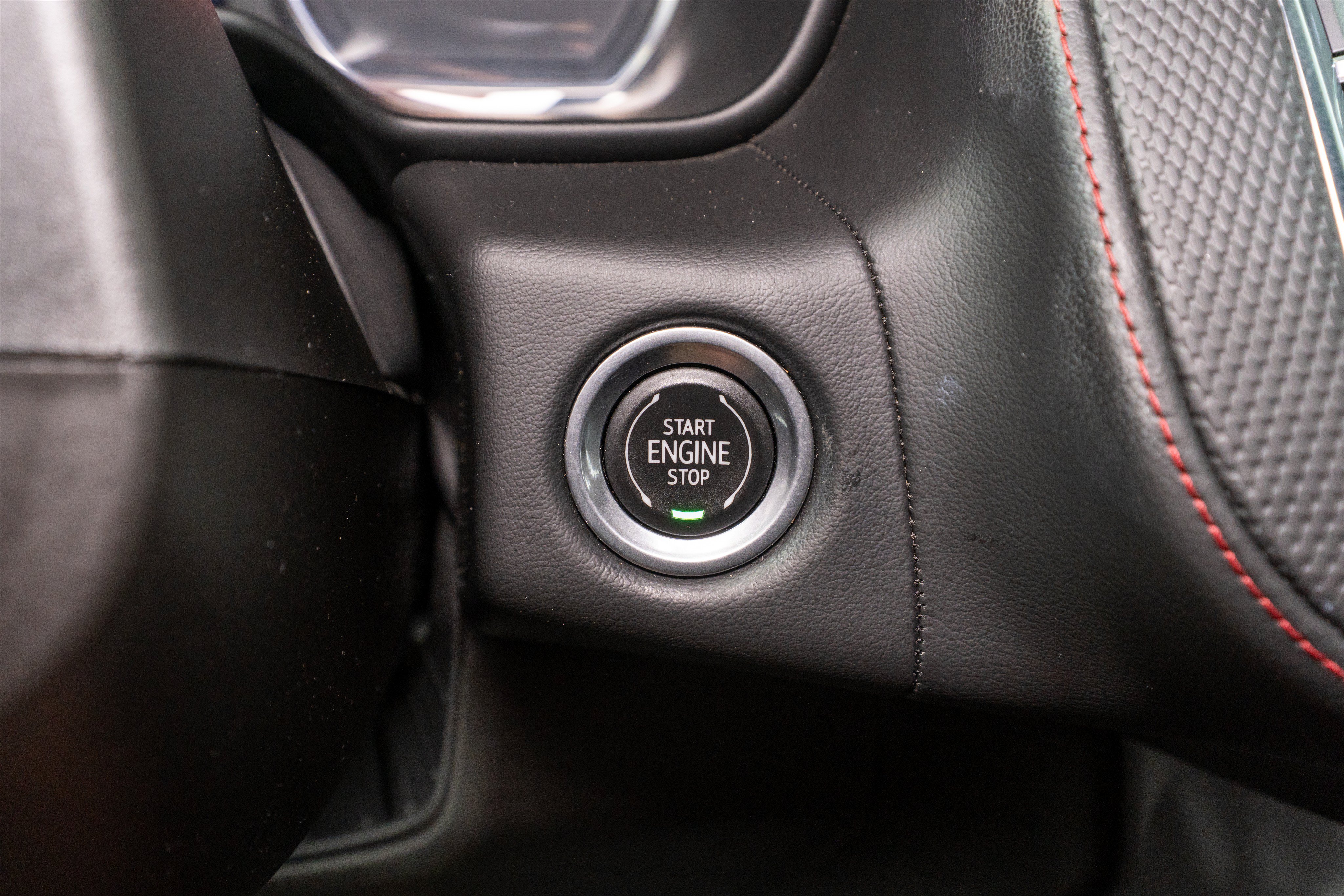 Used 2021 Chevrolet Suburban RST RWD image 28