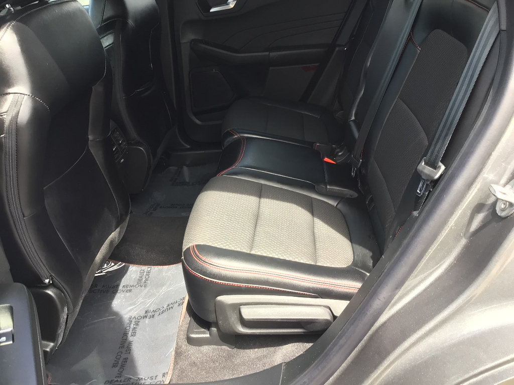 Used 2023 Ford Escape ST-Line Select w/ Tech Pack #1 AWD/4WD image 13