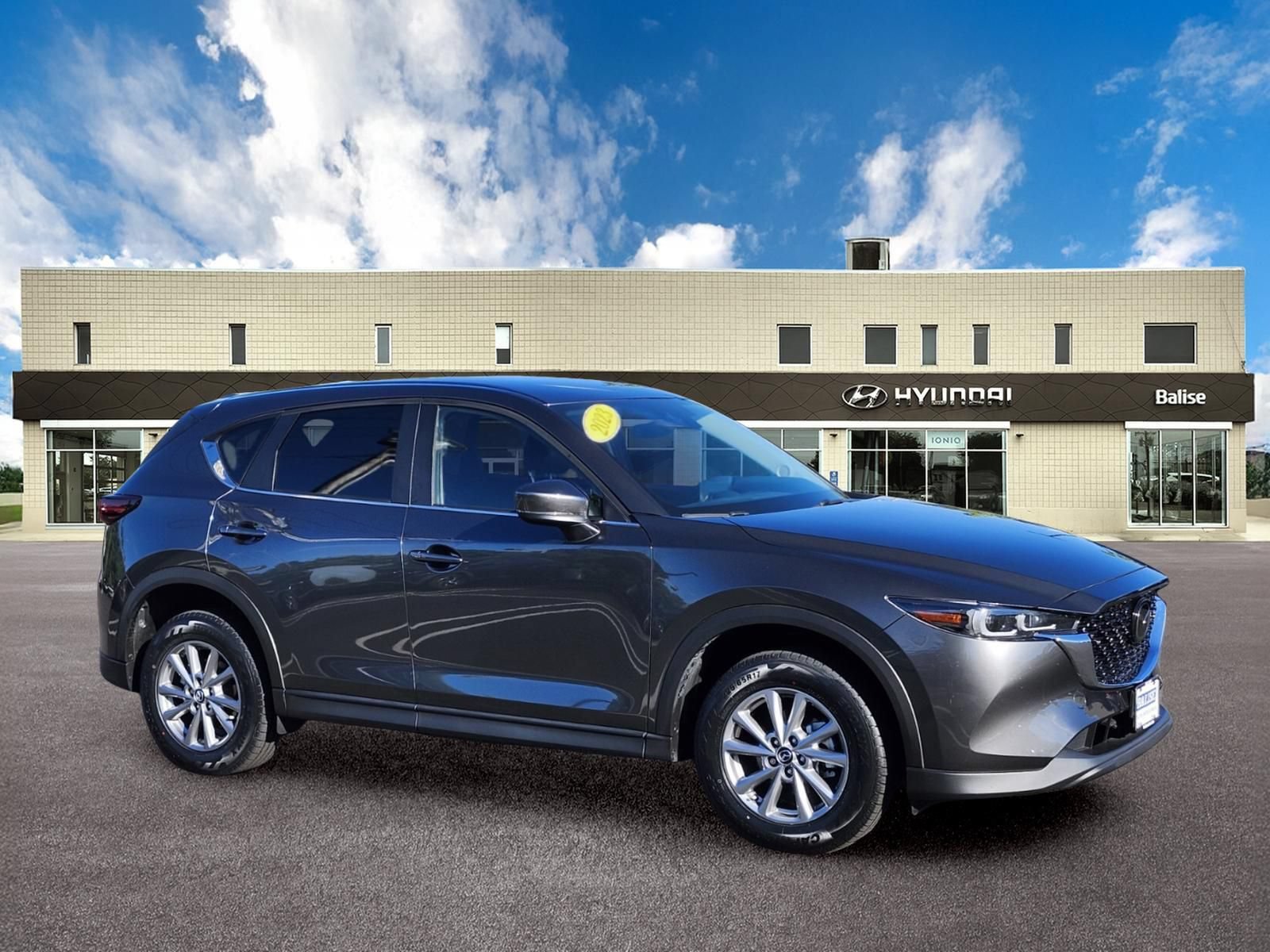 Used 2023 MAZDA CX-5 AWD 2.5 S w/ Select Package image 1