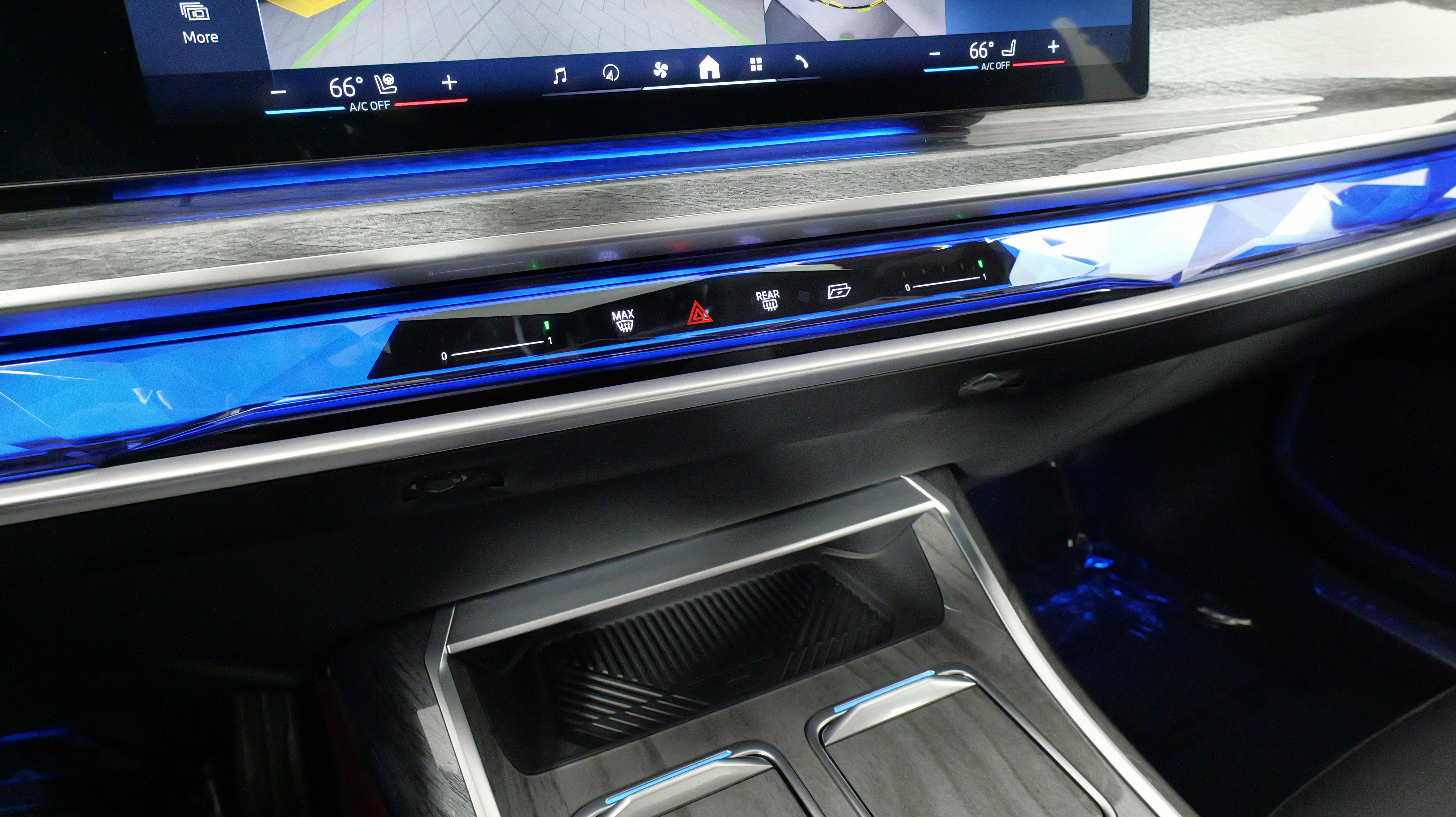 Used 2024 BMW 740i xDrive image 59