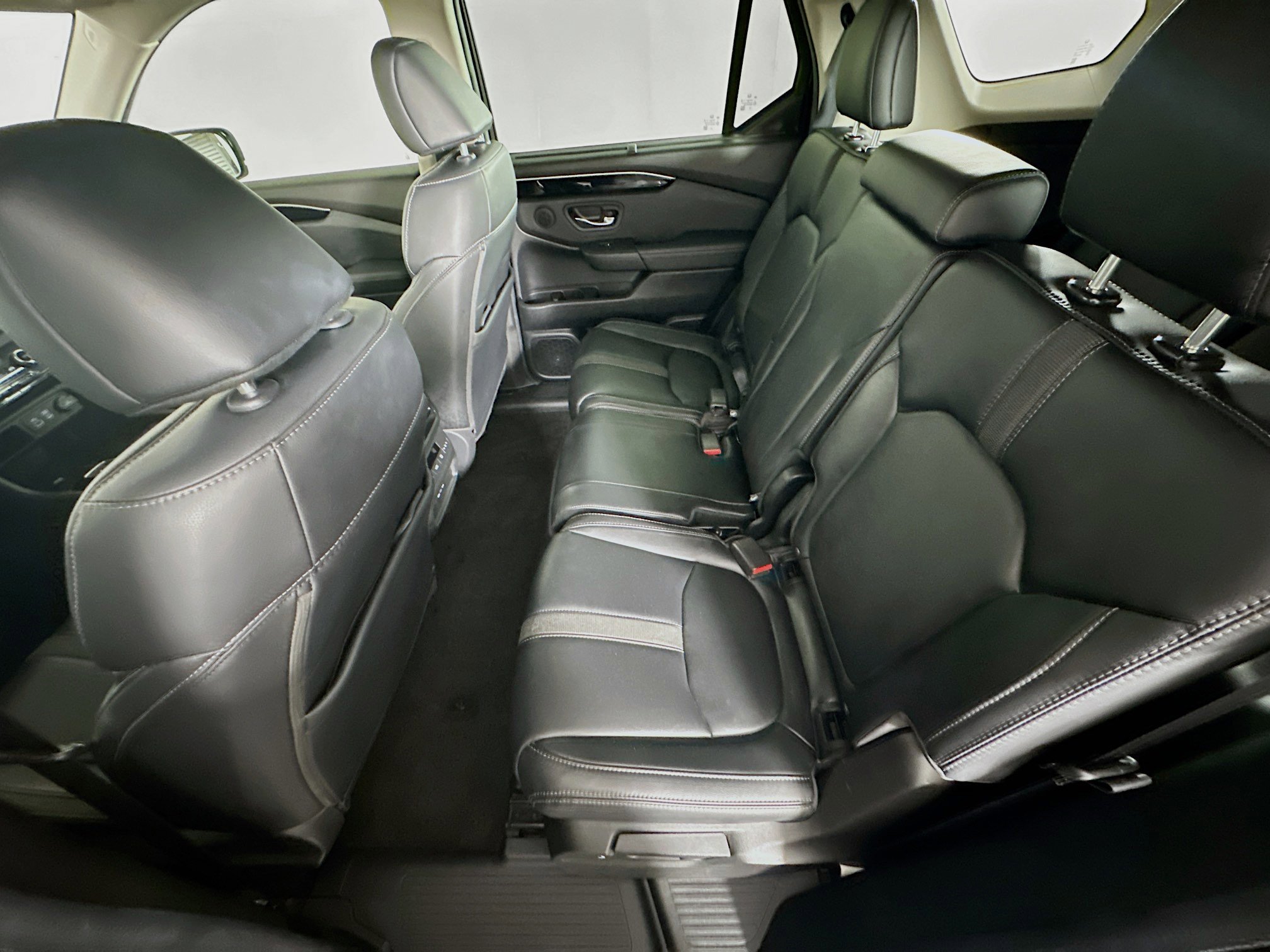 Used 2024 Honda Pilot EX-L image 27