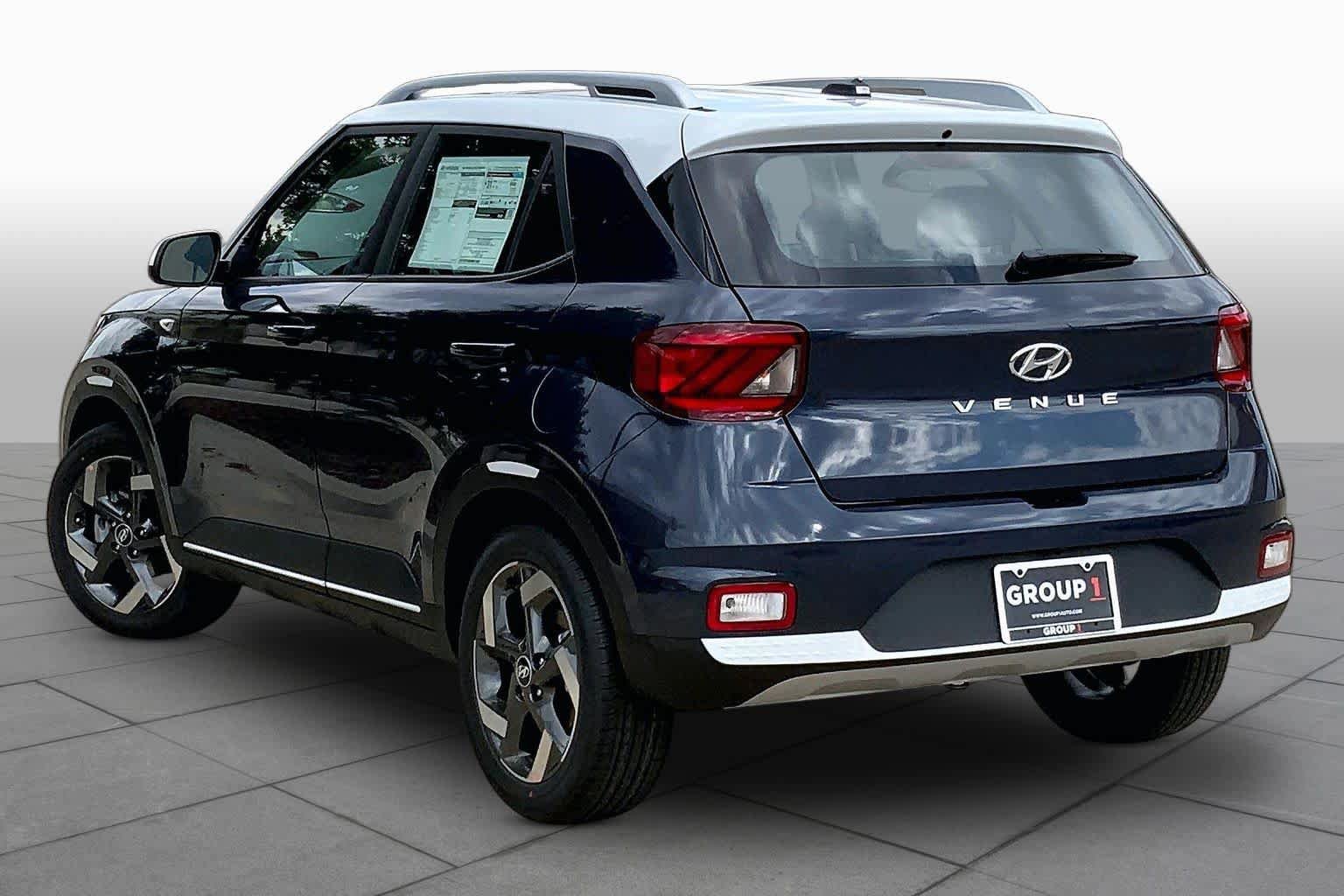 New 2026 Hyundai Venue SEL FWD image 12
