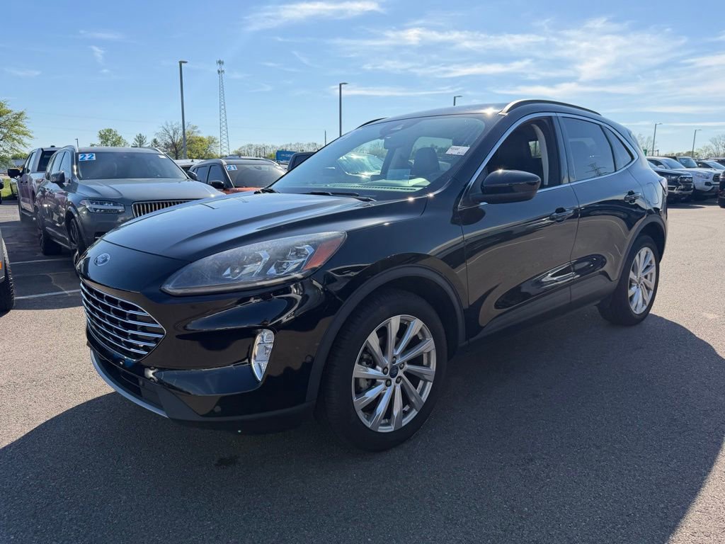 Certified 2022 Ford Escape Titanium w/ Titanium Elite Package AWD/4WD image 4