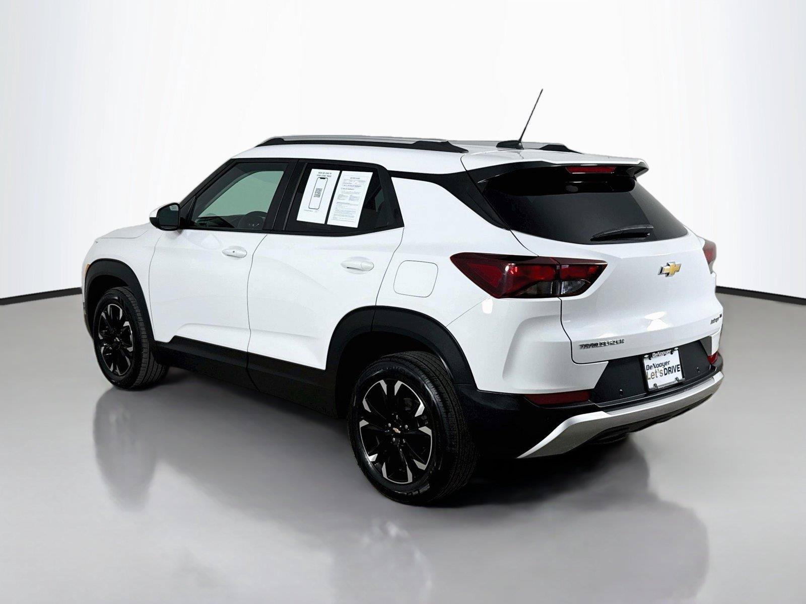 Used 2022 Chevrolet TrailBlazer LT w/ Convenience Package FWD image 10