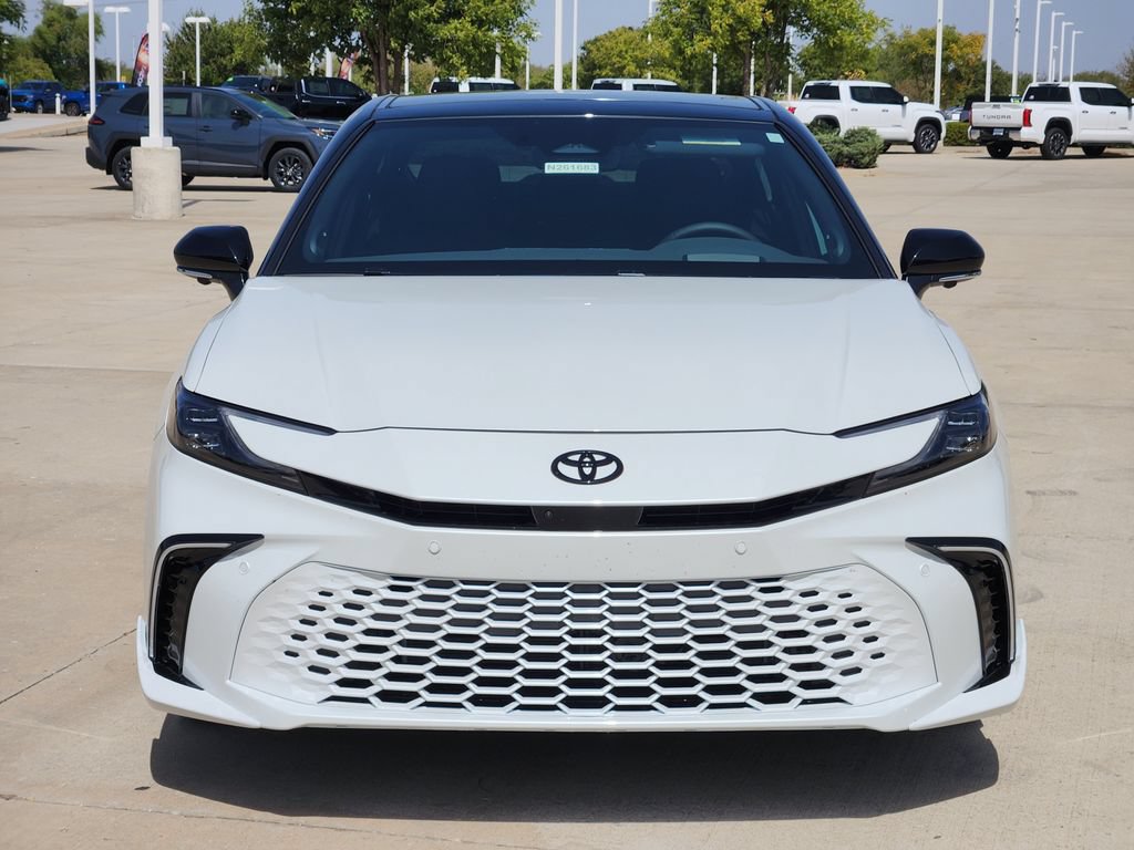 New 2026 Toyota Camry Hybrid FWD image 2