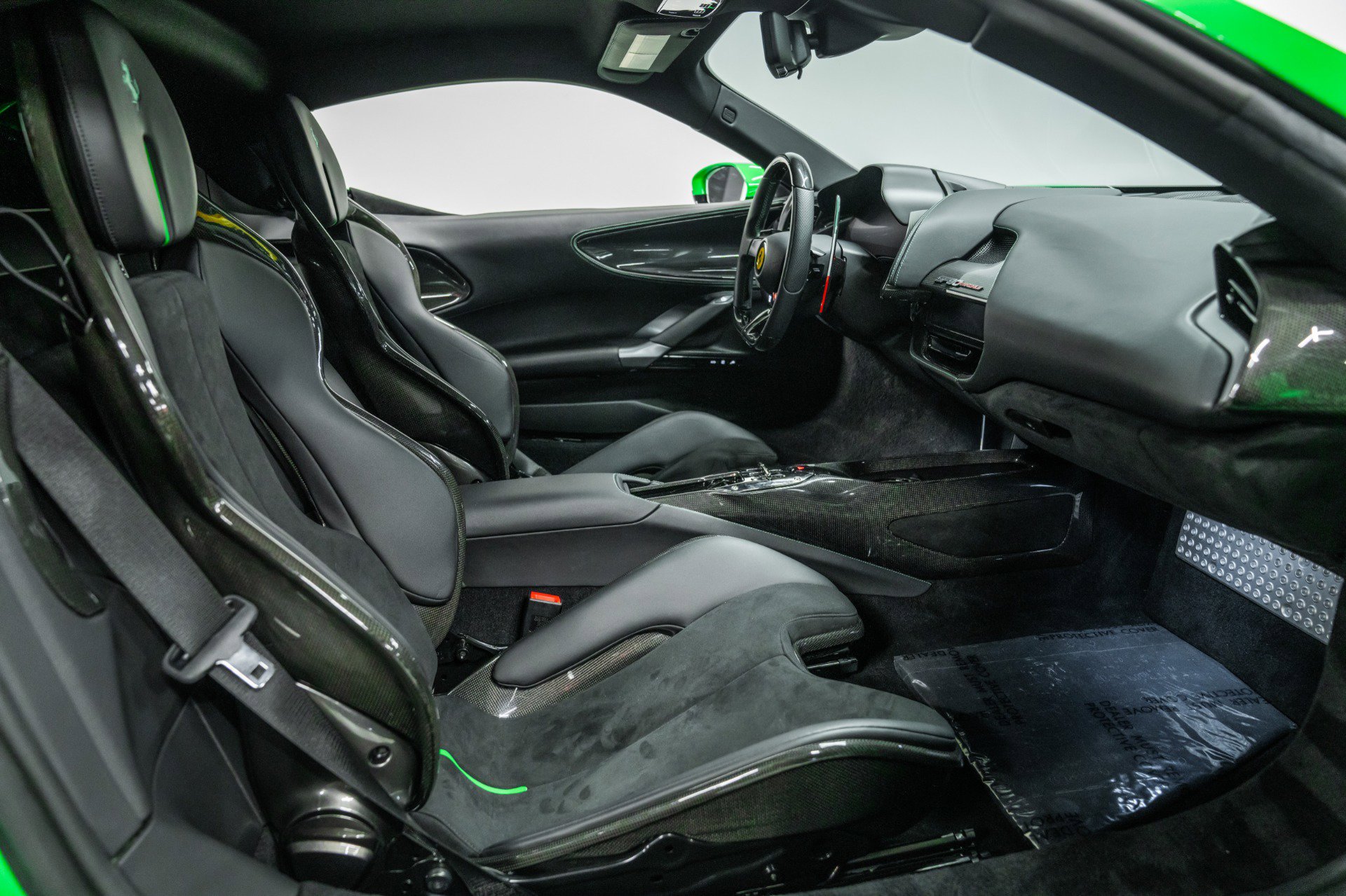 Used 2023 Ferrari SF90 Stradale image 30