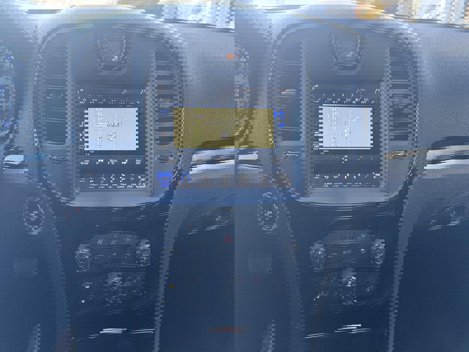 Used 2023 Chrysler 300 S image 19