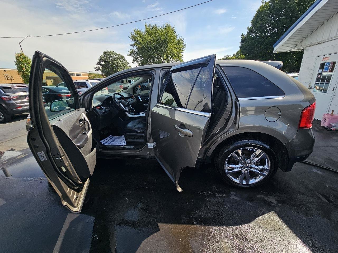 Used 2013 Ford Edge Limited FWD image 23