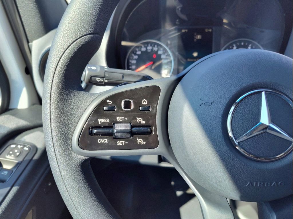 Used 2024 Mercedes-Benz Sprinter 2500 image 22
