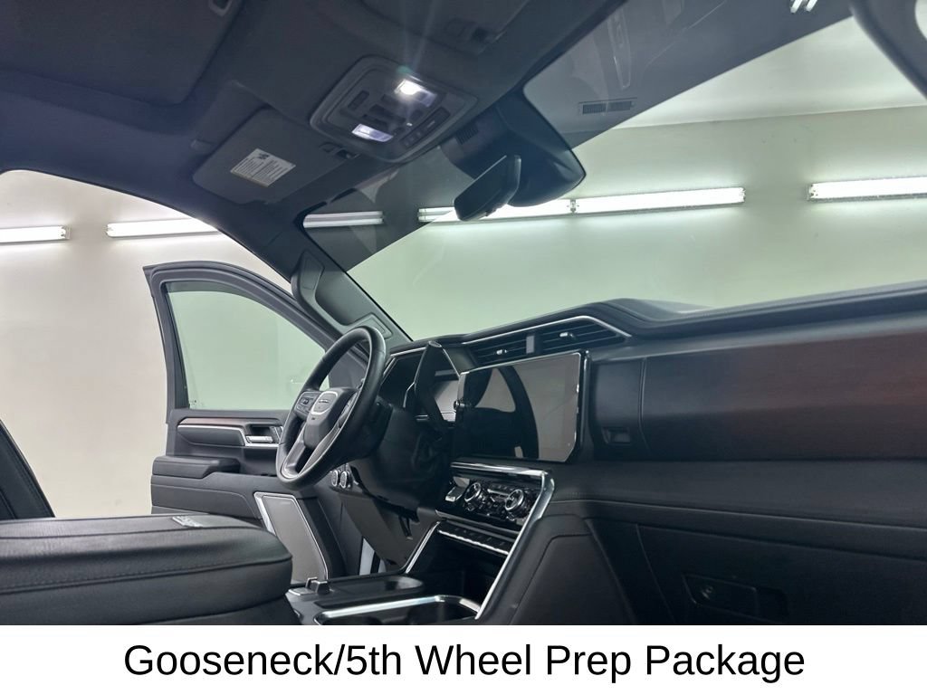 Used 2025 GMC Sierra 2500 Denali w/ Denali Reserve Package AWD/4WD image 19