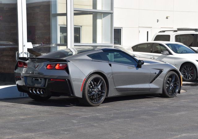 Used 2016 Chevrolet Corvette Stingray Coupe w/ Carbon Flash Badge Package image 8