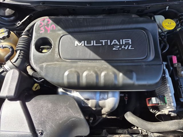 Used 2015 Jeep Cherokee Latitude AWD/4WD image 22