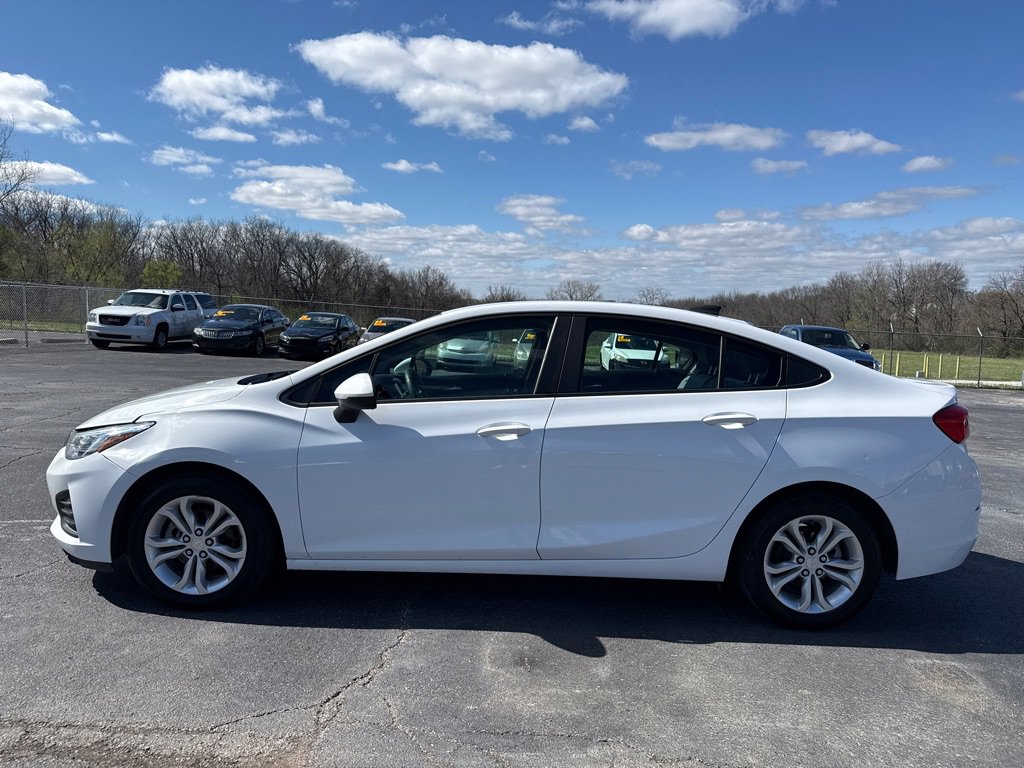 Used 2019 Chevrolet Cruze LS w/ LS Convenience Package