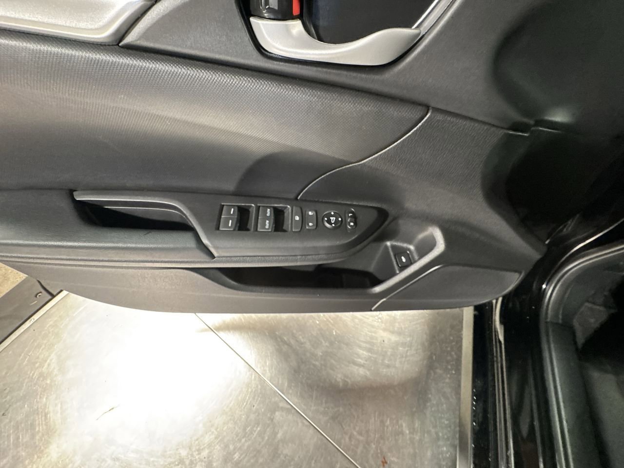 Used 2021 Honda Civic Sport image 19