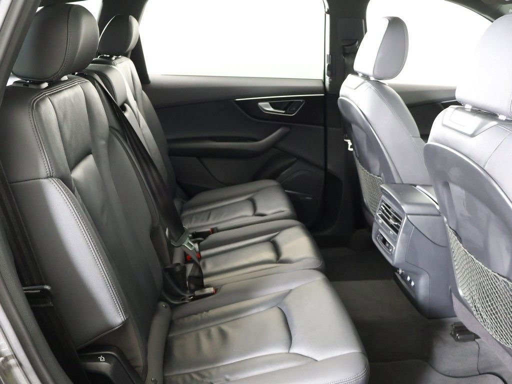 Used 2020 Audi Q7 3.0T Premium Plus w/ Premium Plus Package image 41