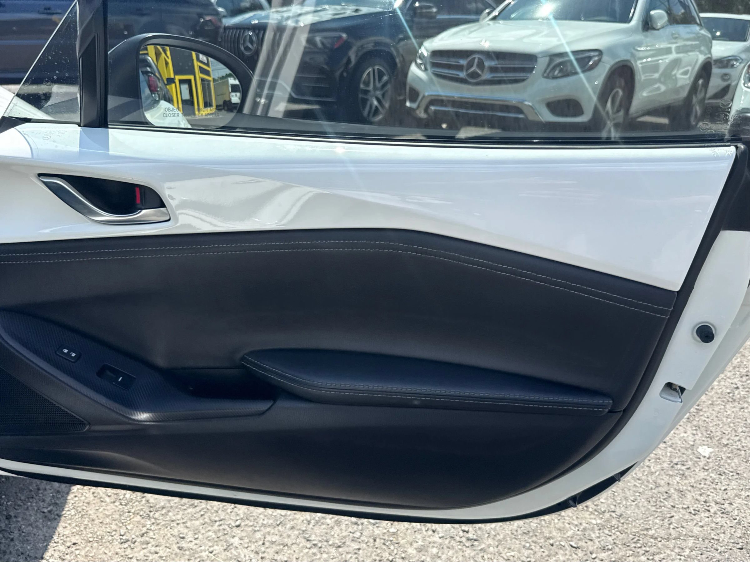 Used 2020 MAZDA MX-5 Miata RF Club RWD image 16