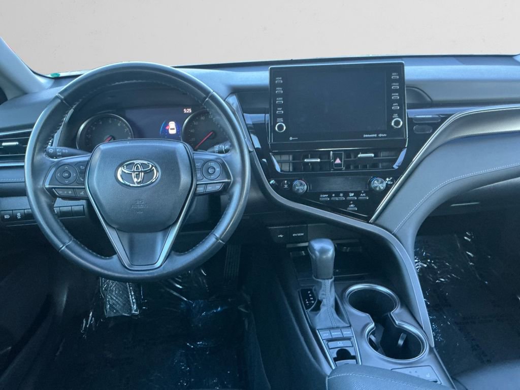 Used 2023 Toyota Camry XSE image 10