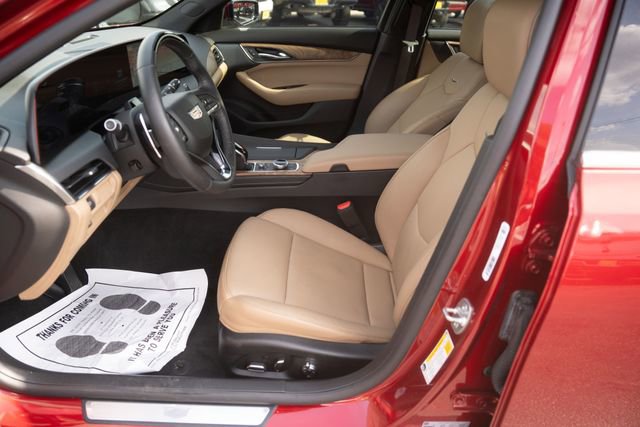 Used 2025 Cadillac CT5 Premium Luxury image 9