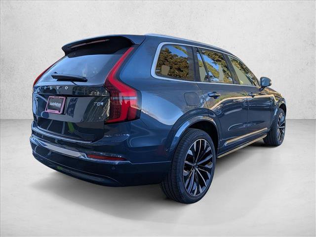 New 2026 Volvo XC90 T8 Plus w/ Protection Package Premier image 2