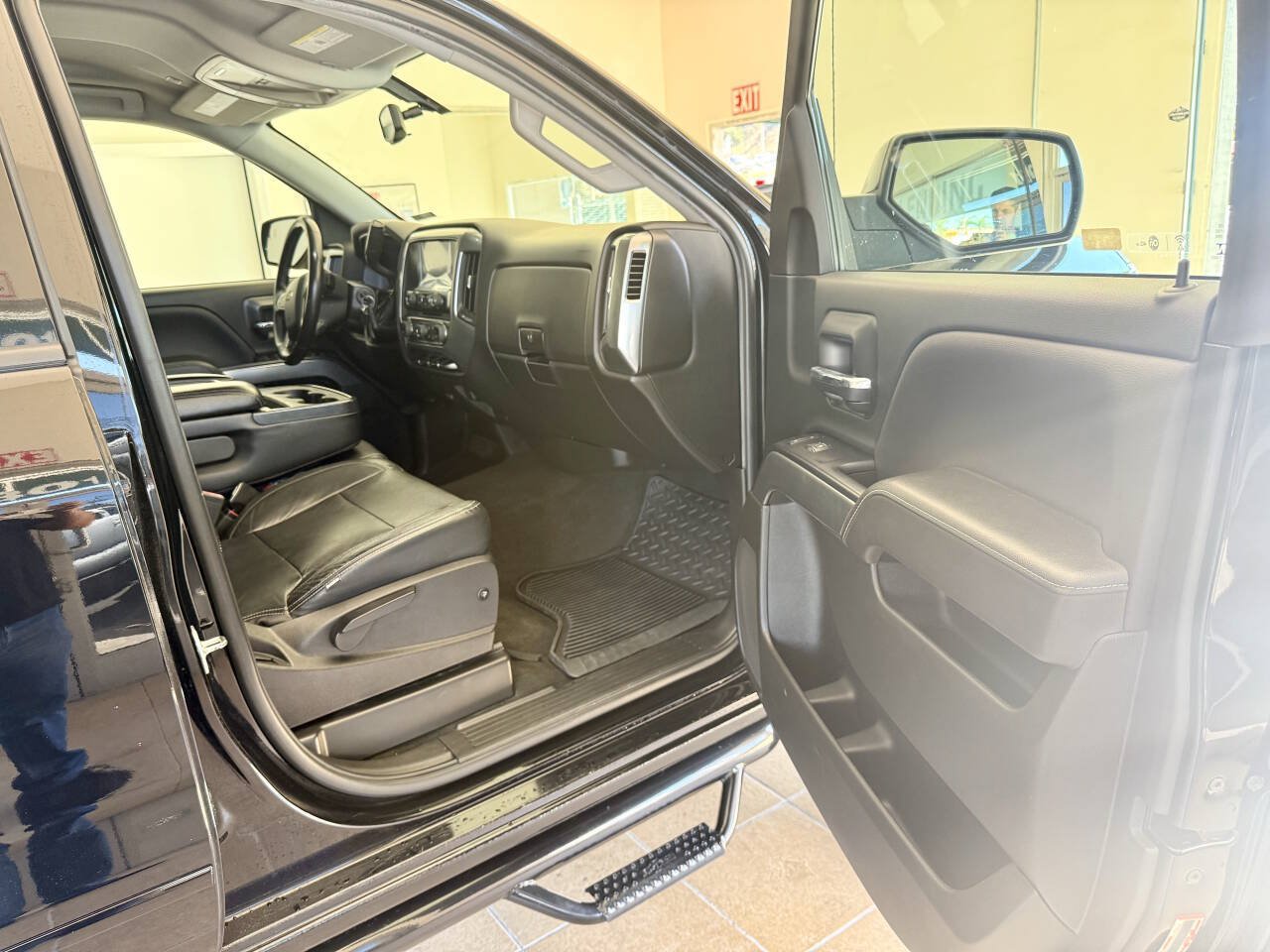 Used 2017 Chevrolet Silverado 1500 LT w/ All Star Edition RWD image 19