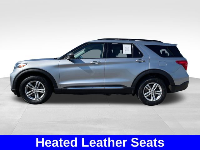 Used 2020 Ford Explorer XLT w/ Equipment Group 202A AWD/4WD image 2