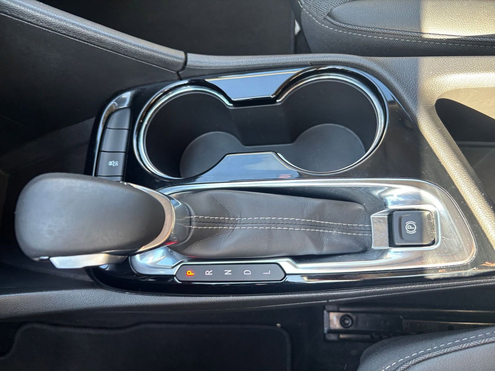 Used 2025 Buick Encore GX Preferred image 39