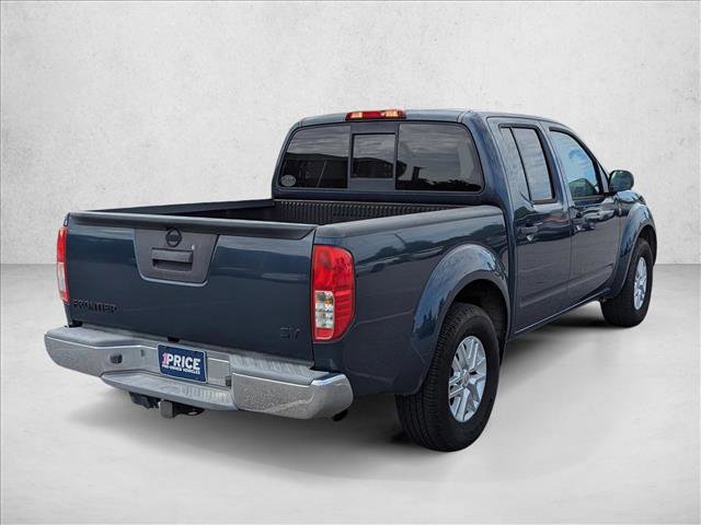 Used 2015 Nissan Frontier SV RWD image 5