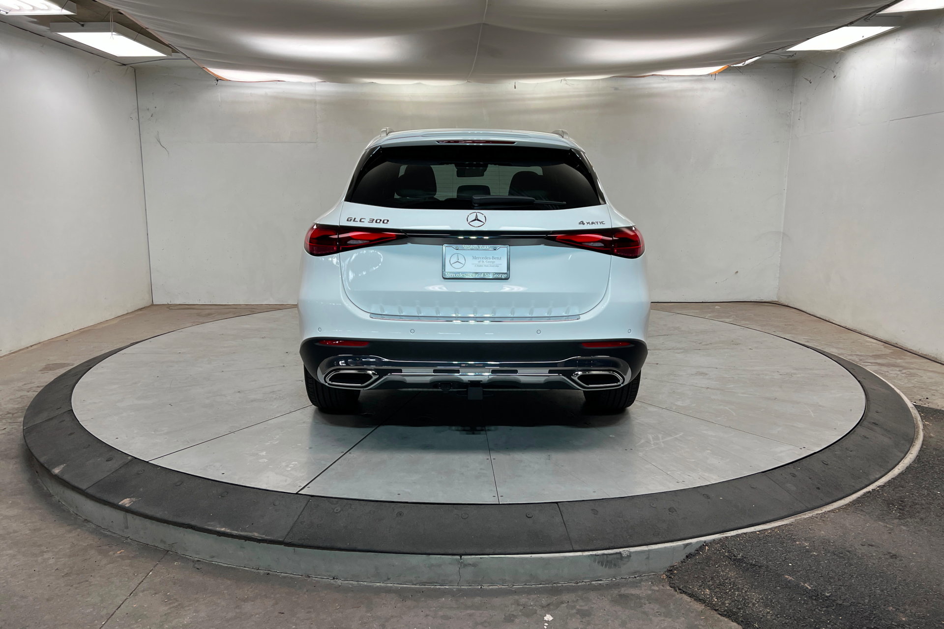 New 2026 Mercedes-Benz GLC 300 4MATIC image 4