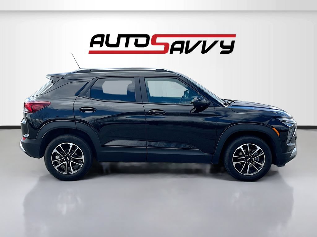 Used 2024 Chevrolet TrailBlazer LT w/ Convenience Package AWD/4WD image 8