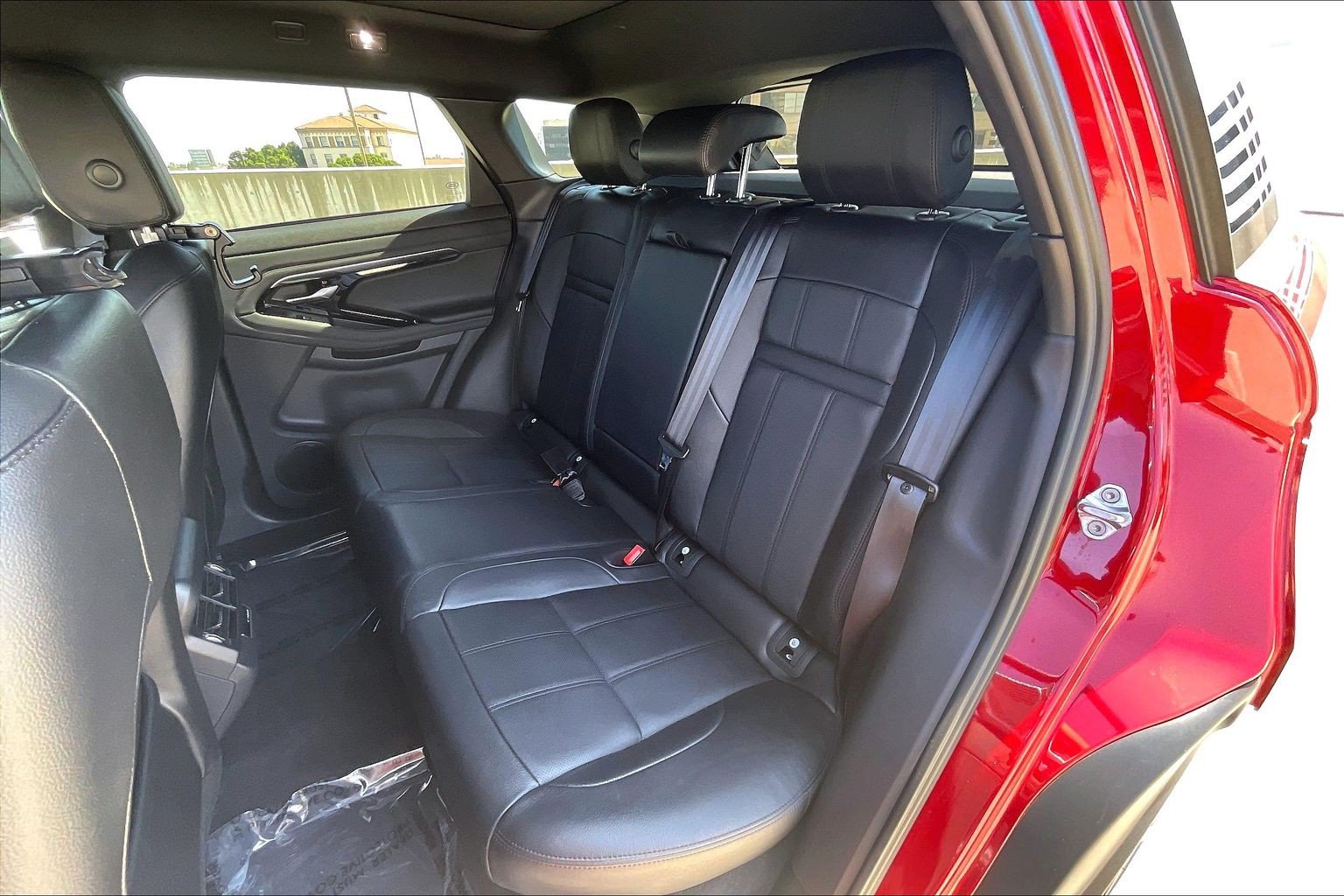 Used 2021 Land Rover Range Rover Evoque R-Dynamic SE AWD/4WD image 19