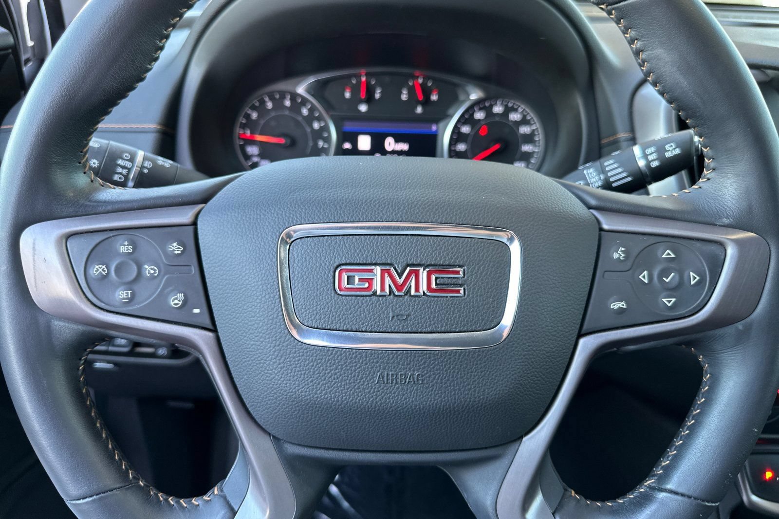 Certified 2022 GMC Terrain AT4 w/ Infotainment Package II AWD/4WD image 25